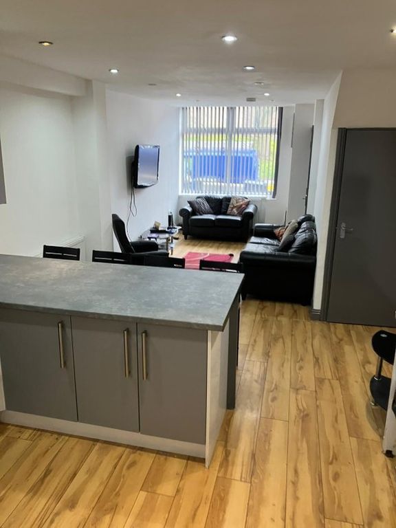 Property photo 3 of 9 2023 Lounge 2.Jpg