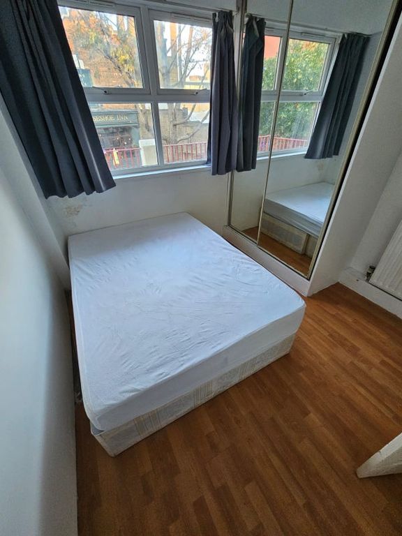Property photo 1 of 4