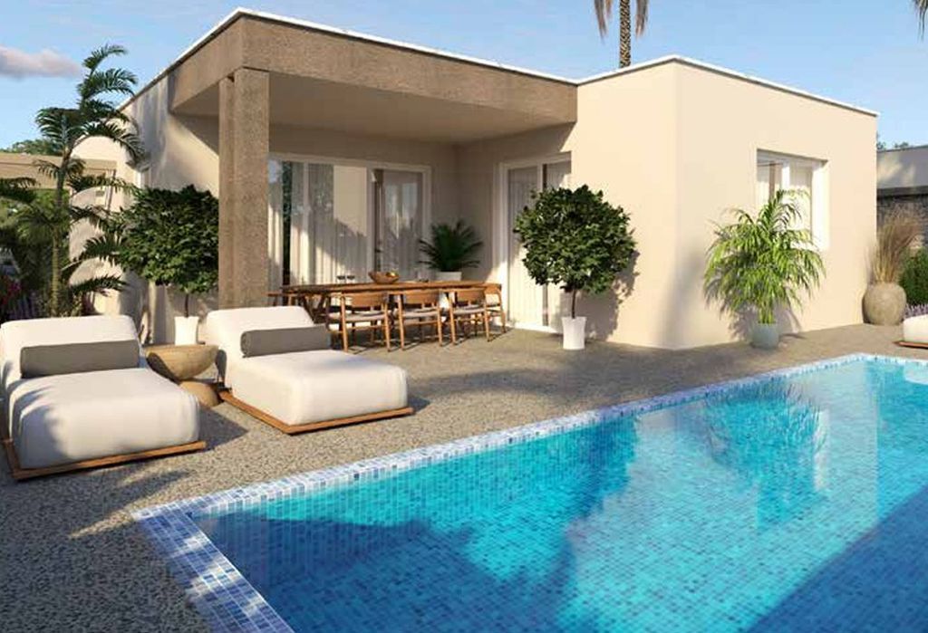 Property photo 1 of 25 Bungalow & Pool -