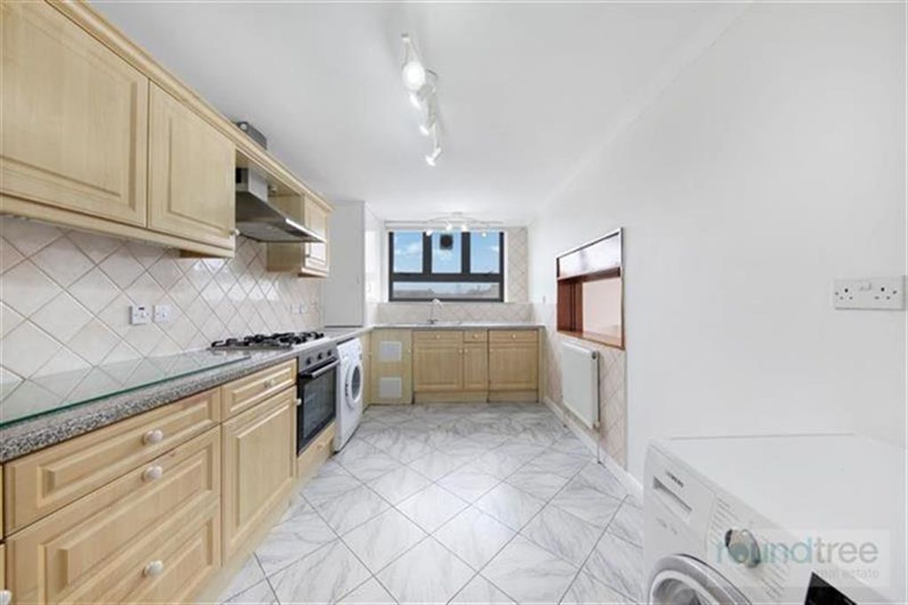 Property photo 1 of 13 (Main)