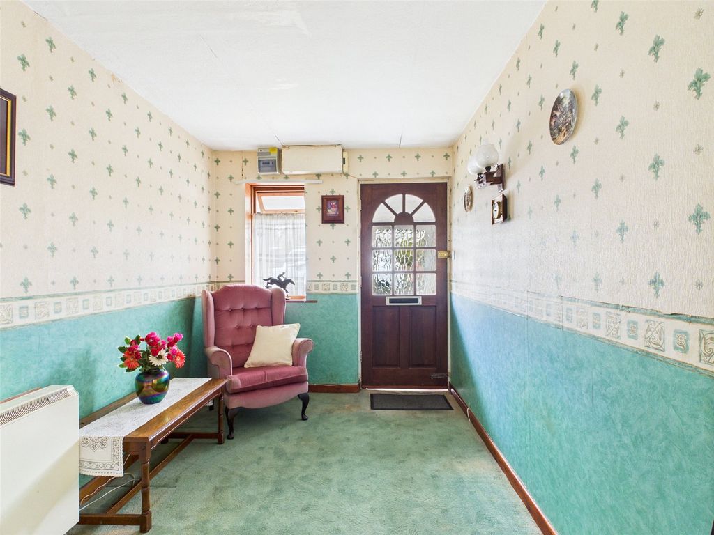 Property photo 2 of 11 Picture No. 08