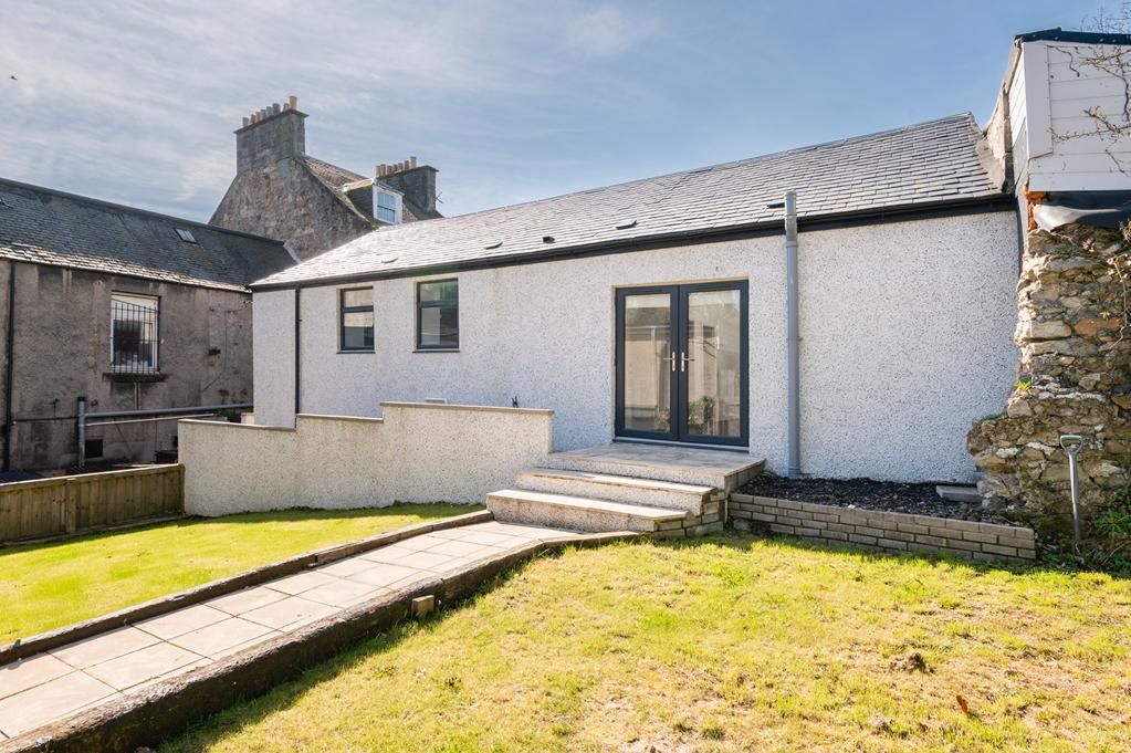 Property photo 1 of 14 Lev1442Pem External.Jpg