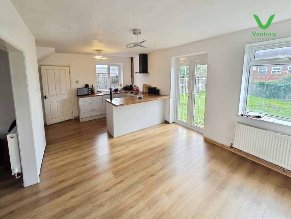 Property photo 2 of 14 Pbox-Img.Jpg