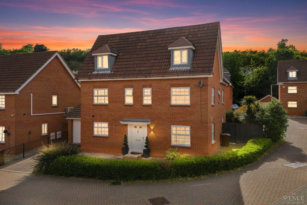 Property photo 1 of 14 4161472