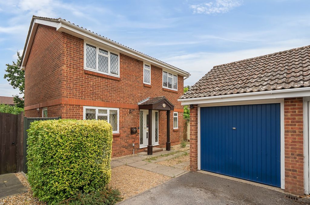 Property photo 1 of 15 1343190-25-68A33A...