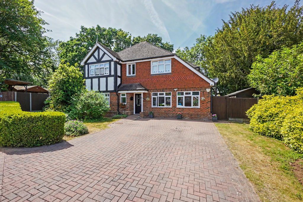 Property photo 1 of 44