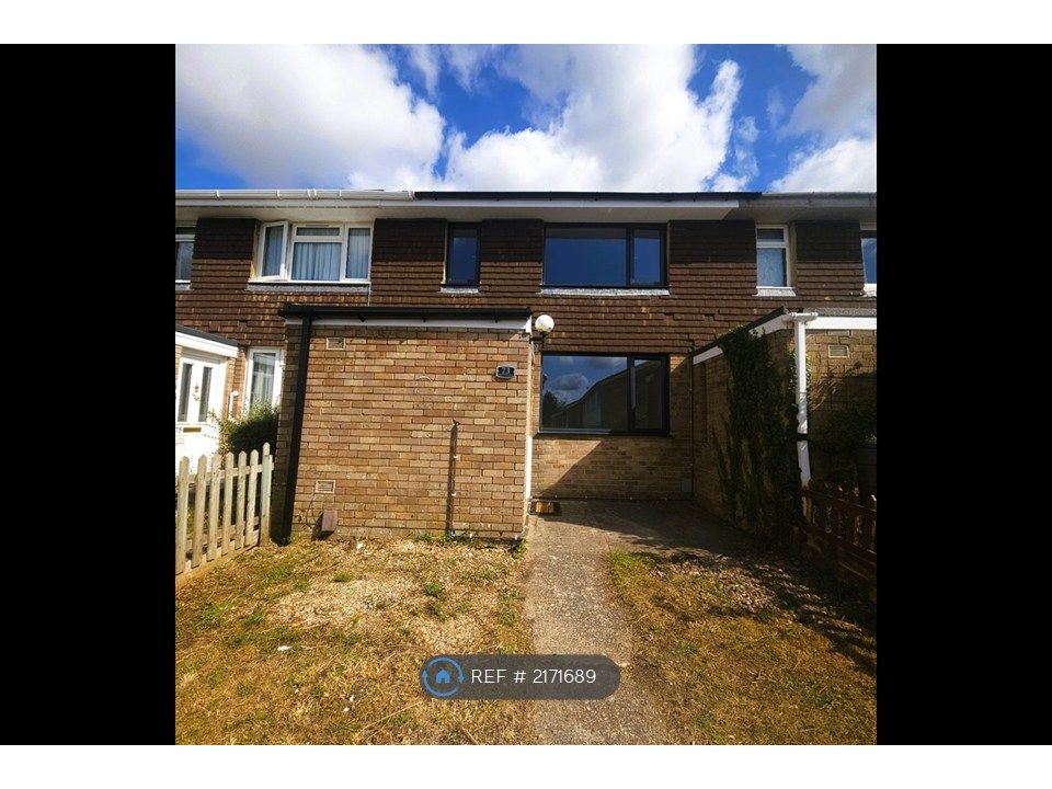 Property photo 2 of 27