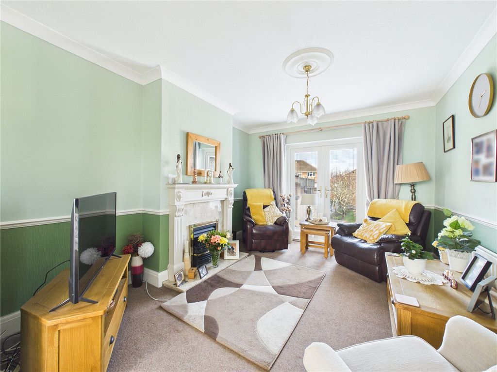 Property photo 2 of 18 Picture No. 07