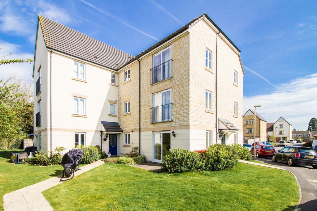 Property photo 1 of 9 31595