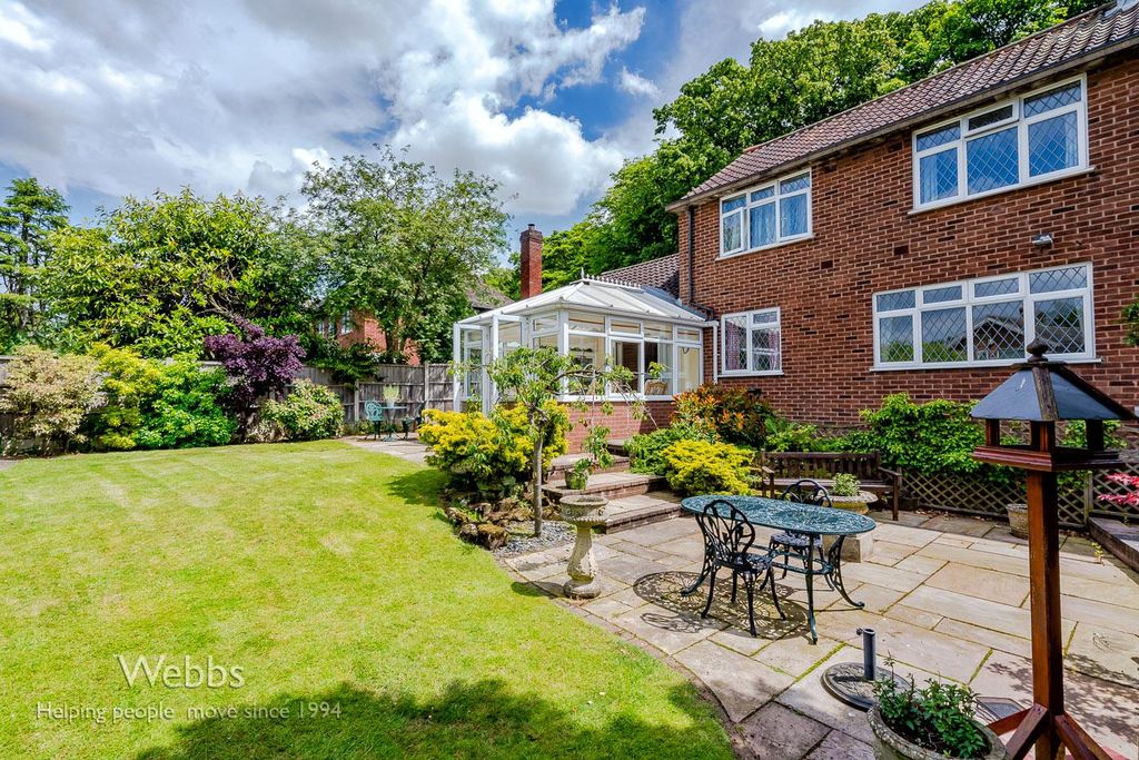 Property photo 2 of 29 © Webbs Estate Agents © (33 Of 41).Jpg