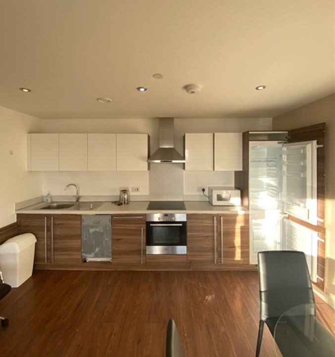 Property photo 3 of 8 2