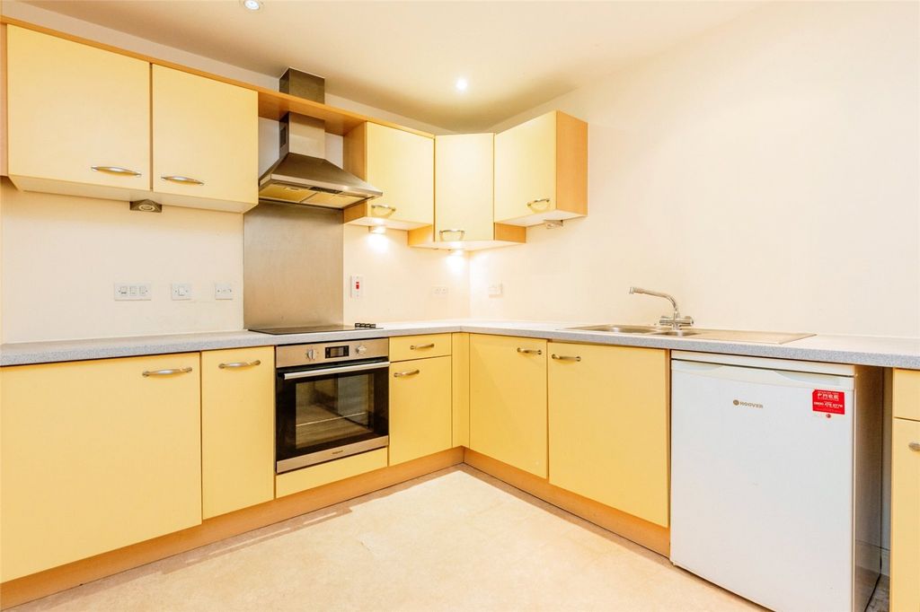 Property photo 3 of 12 Picture No. 05
