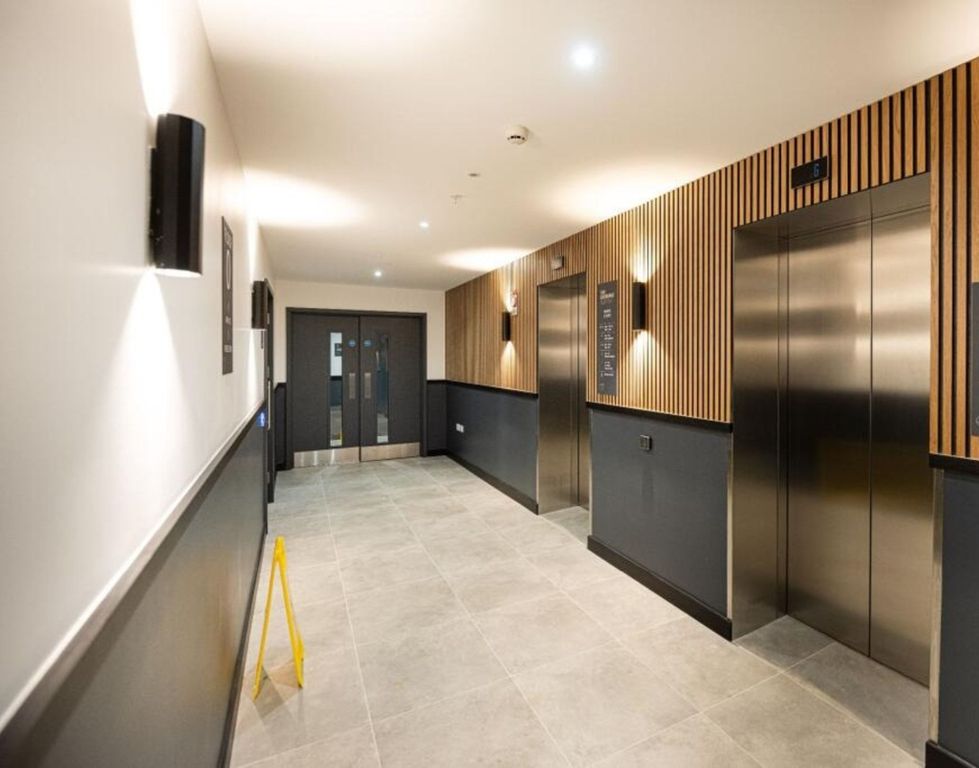 Property photo 3 of 3