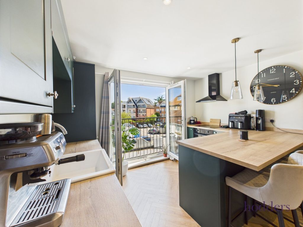 Property photo 1 of 22 Picture No. 08