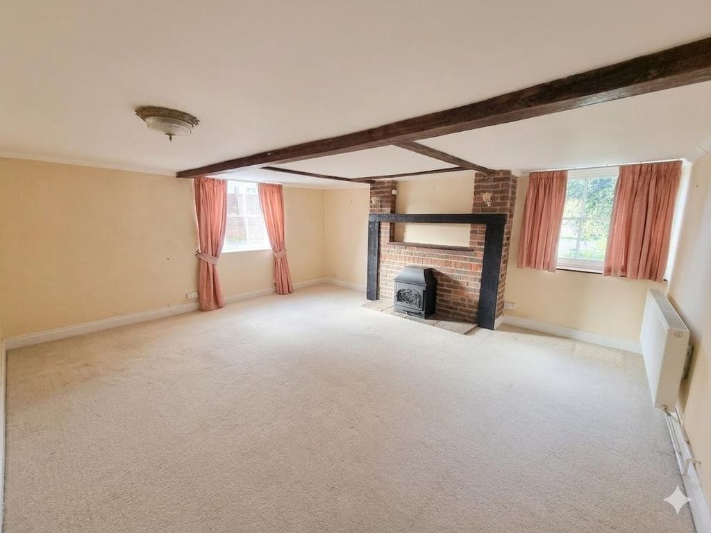 Property photo 3 of 8 Living Room