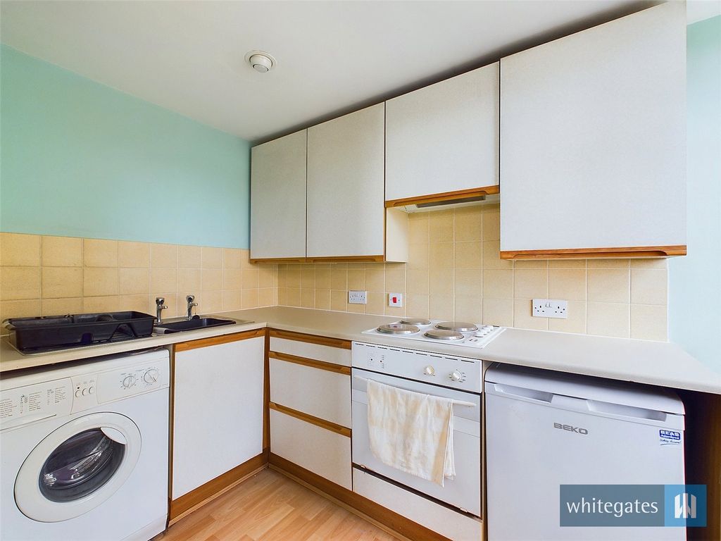 Property photo 3 of 10 Picture No. 11