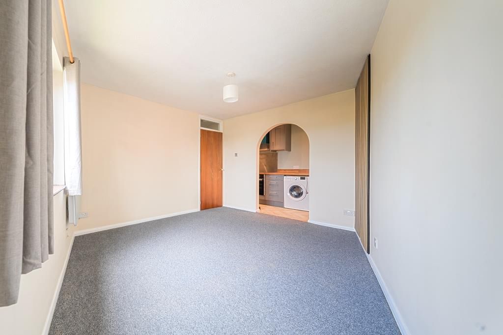 Property photo 3 of 12 Photos