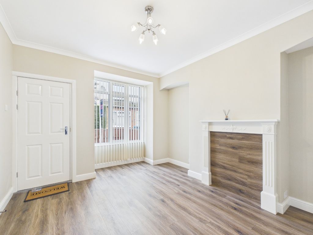 Property photo 3 of 10 4936218