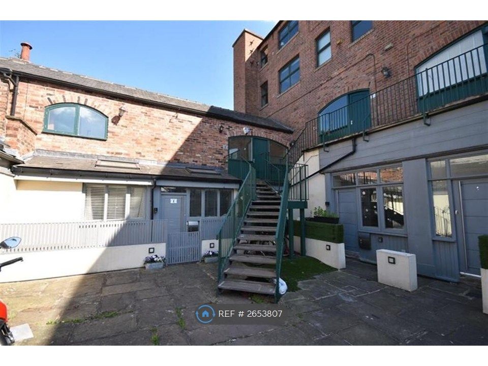 Property photo 1 of 9 External