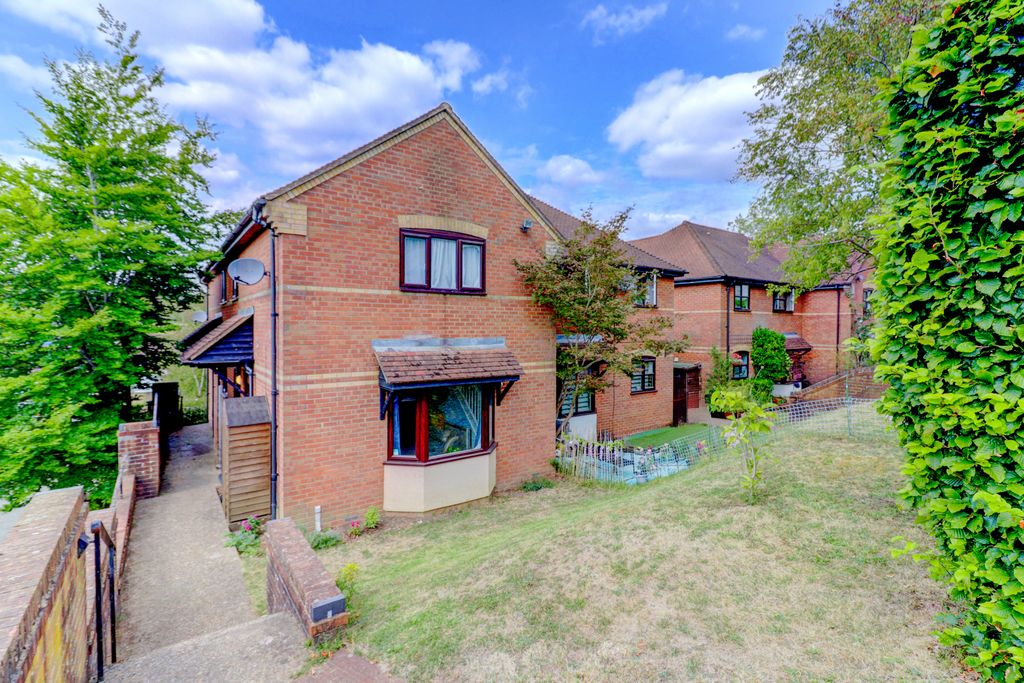 Property photo 1 of 14 Picture No. 18