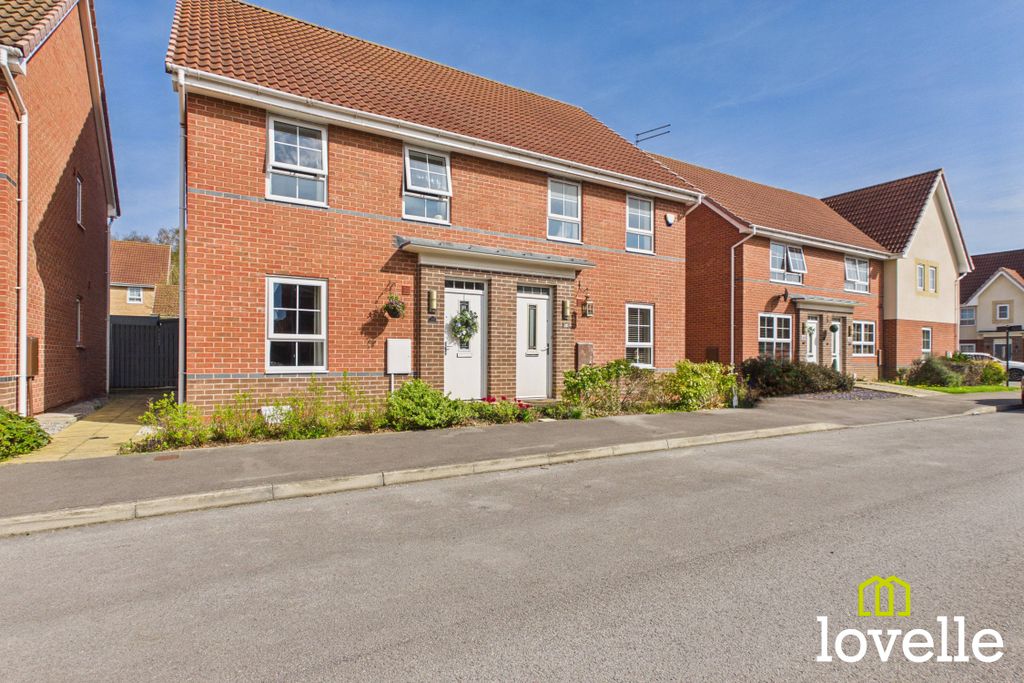 Property photo 1 of 26