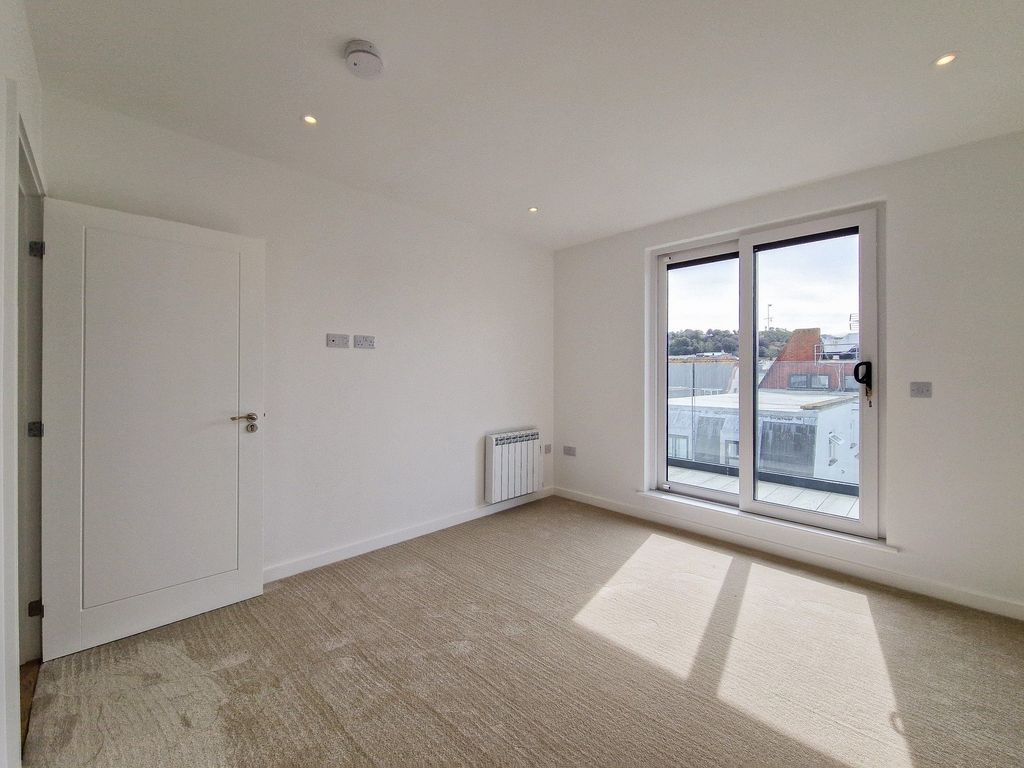 Additional image 16 of 2 bed flat for sale6 Crahamel House, St Helier JE2