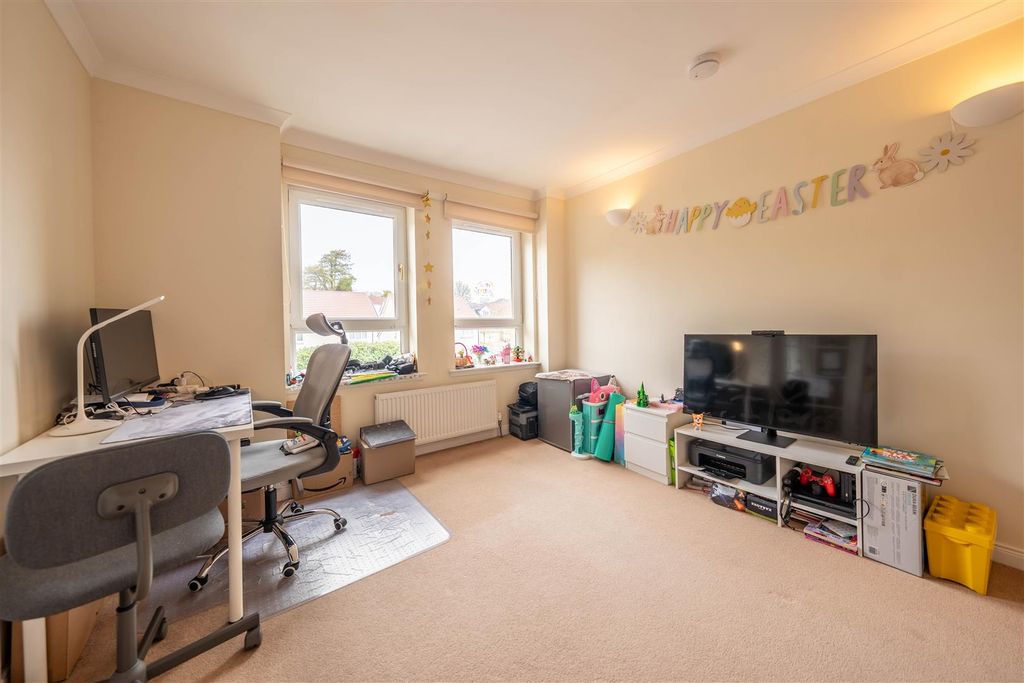 Property photo 3 of 17 Dsc03470-Hdr.Jpg