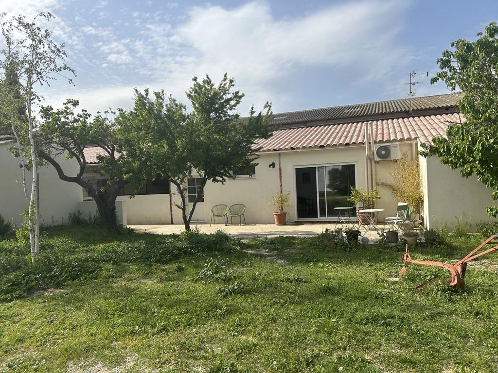 Property photo 3 of 11
