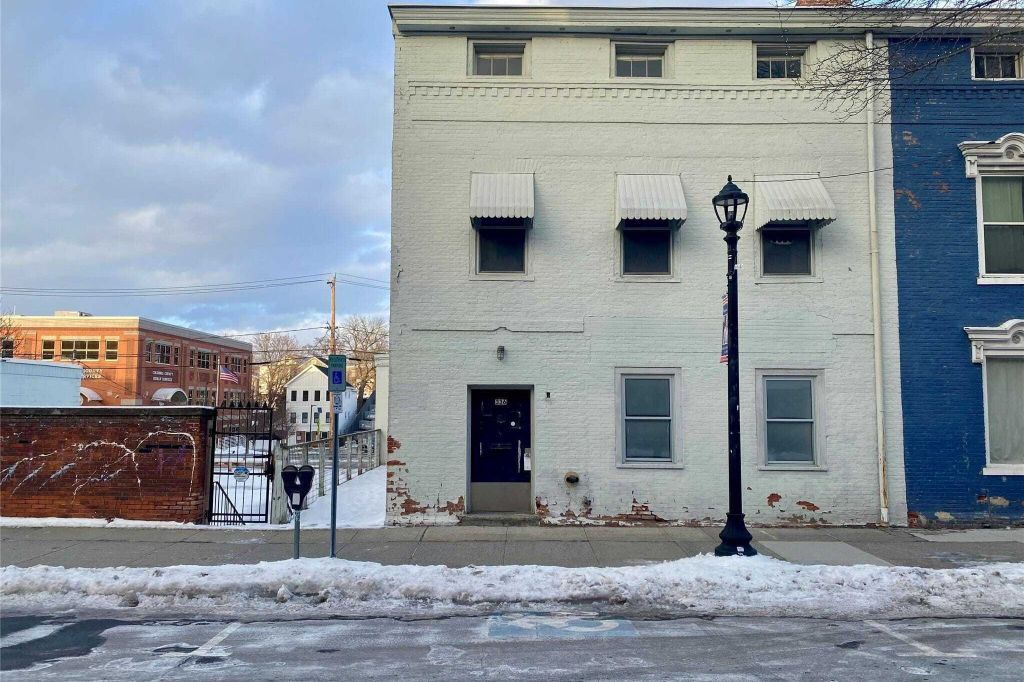 Property photo 2 of 17 <Alttext/>