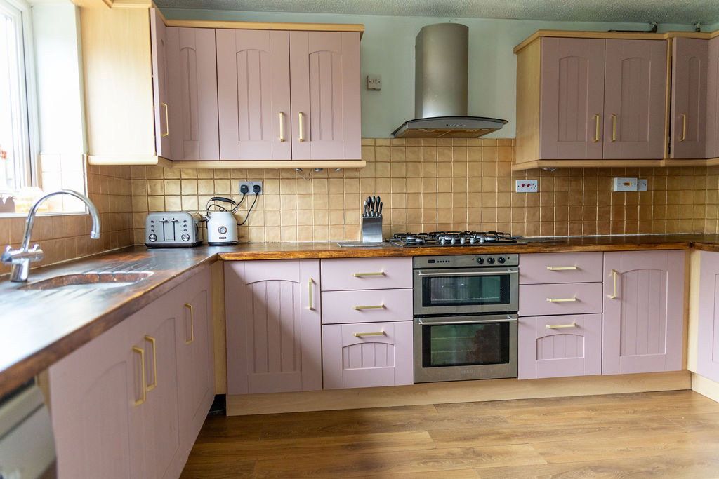 Property photo 3 of 25