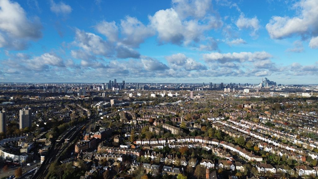 Property photo 3 of 3