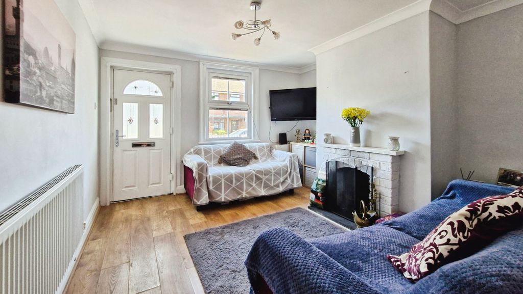 Property photo 2 of 13 08c38A71-20250411_152830