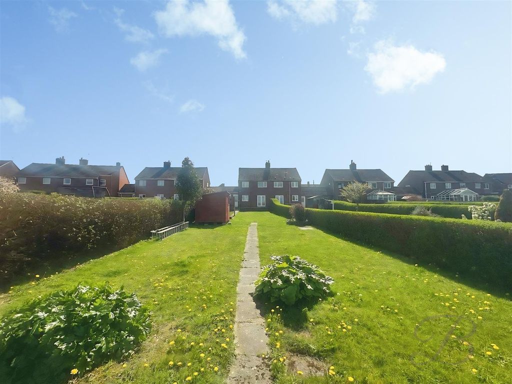 Property photo 2 of 7 933450F2-Grrr_Mkose205Lxr8Y9Jca.Jpg