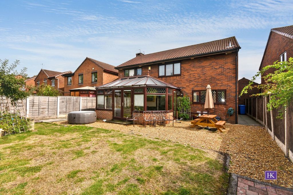 Property photo 2 of 24