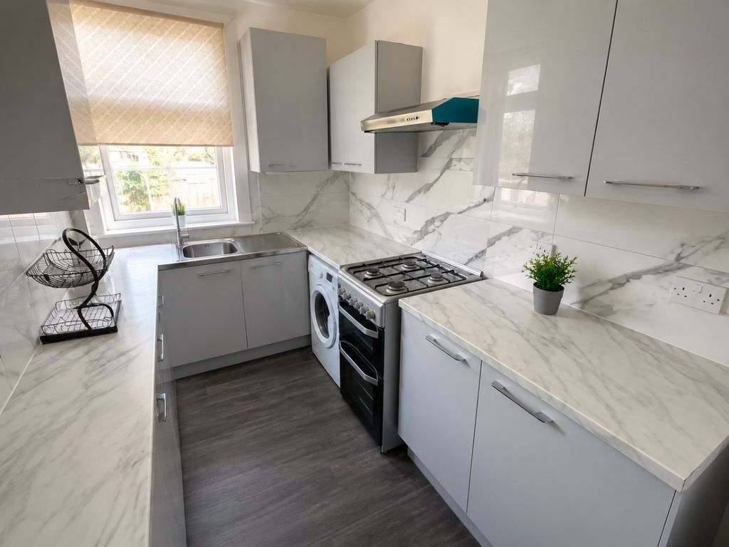 Property photo 3 of 9 5336892