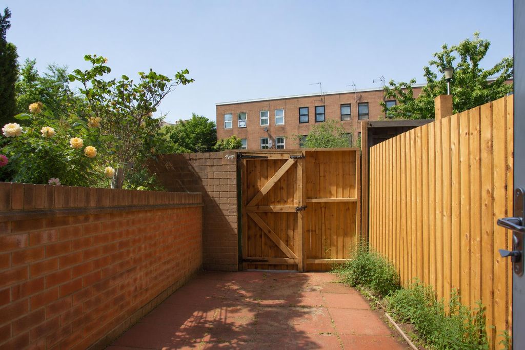 Property photo 3 of 9 Patio