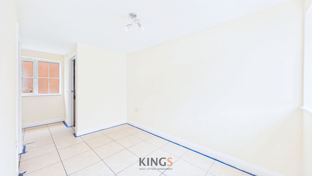 Additional image 10 of 3 bed flat for saleTiger Moth Way, Hatfield AL10