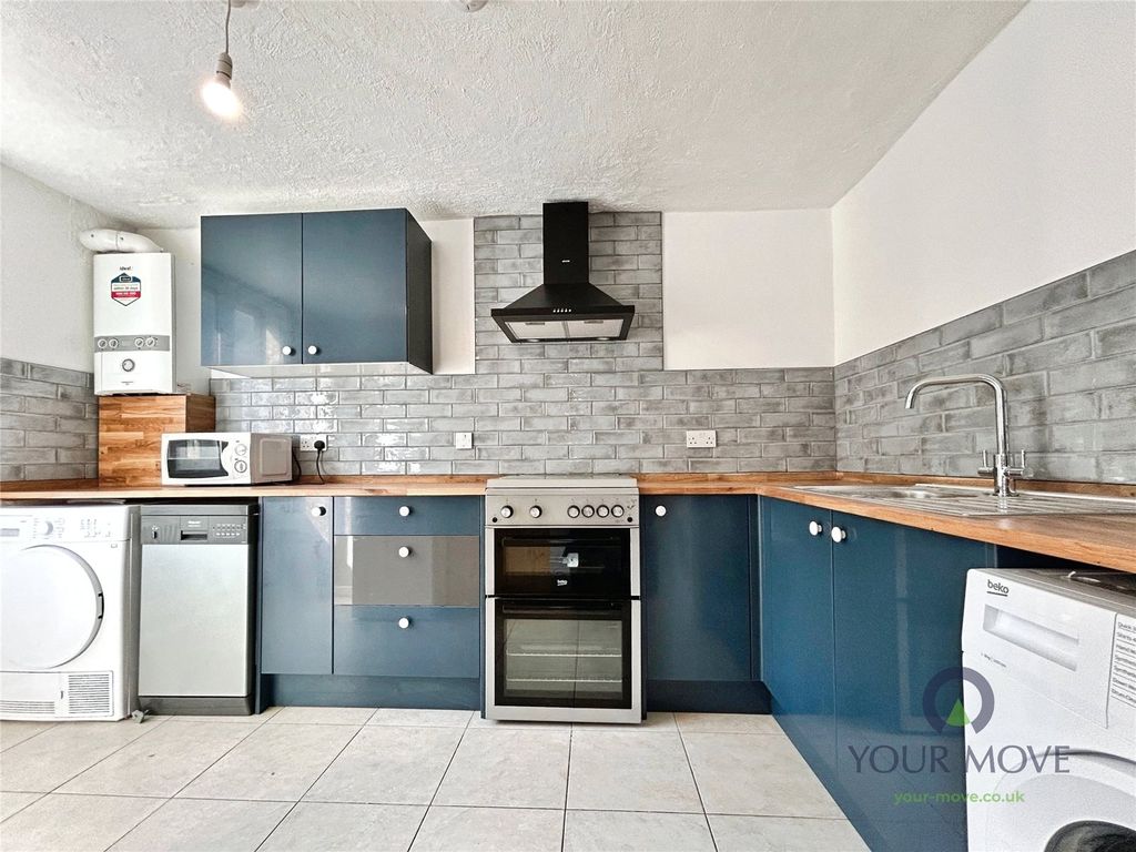 Property photo 2 of 10 Picture No. 05