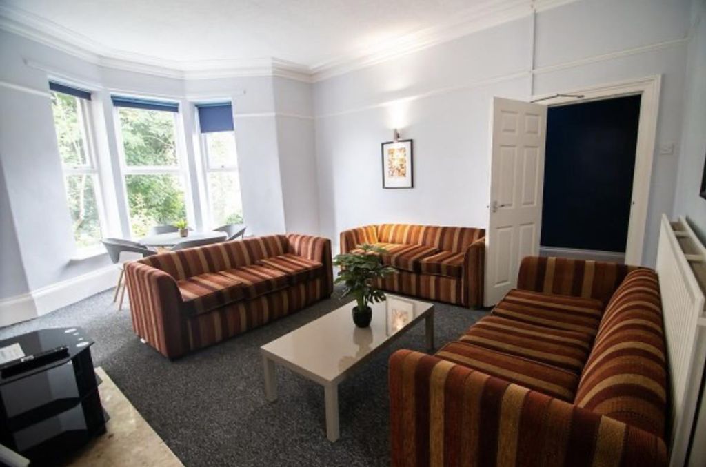 Property photo 2 of 23 2.Png