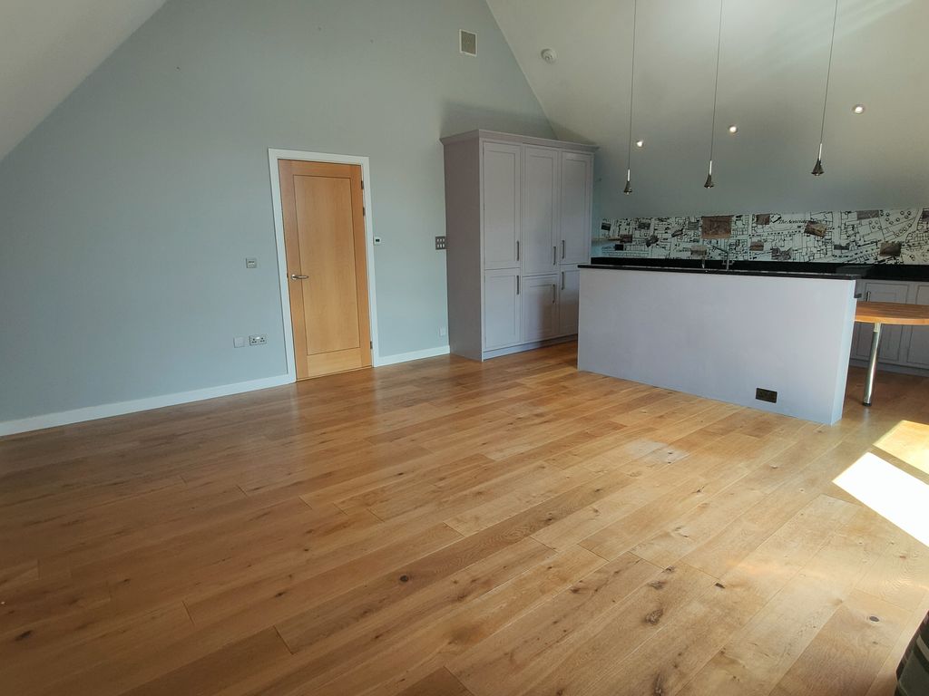 Property photo 3 of 13 Image