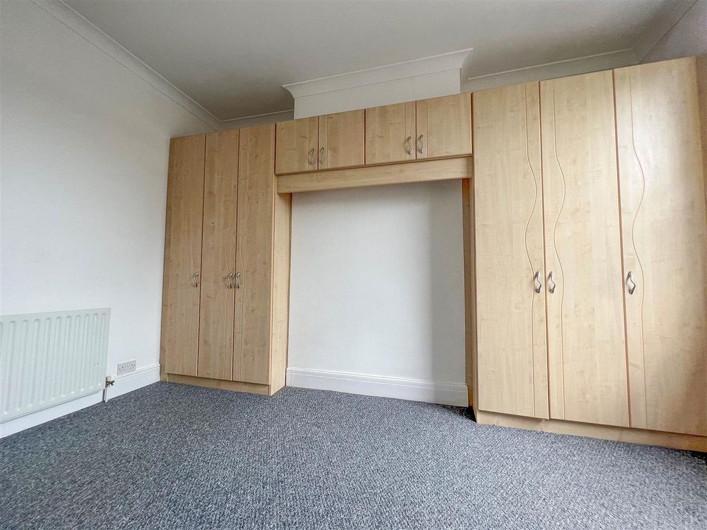 Property photo 3 of 7 Bedroom