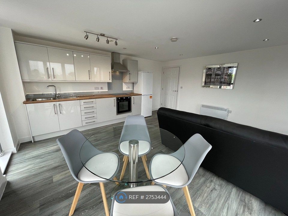 Property photo 3 of 8