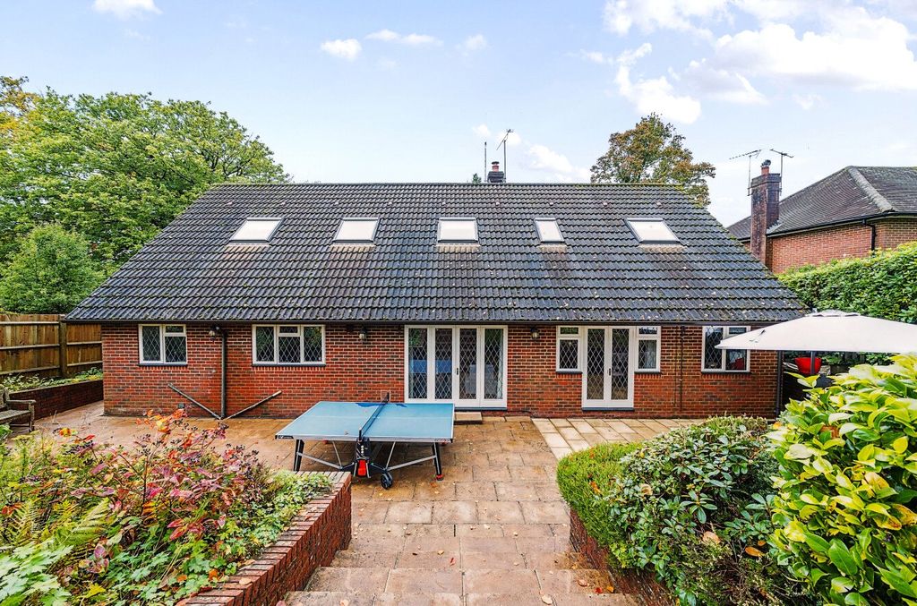 Property photo 3 of 23 Picture No. 11