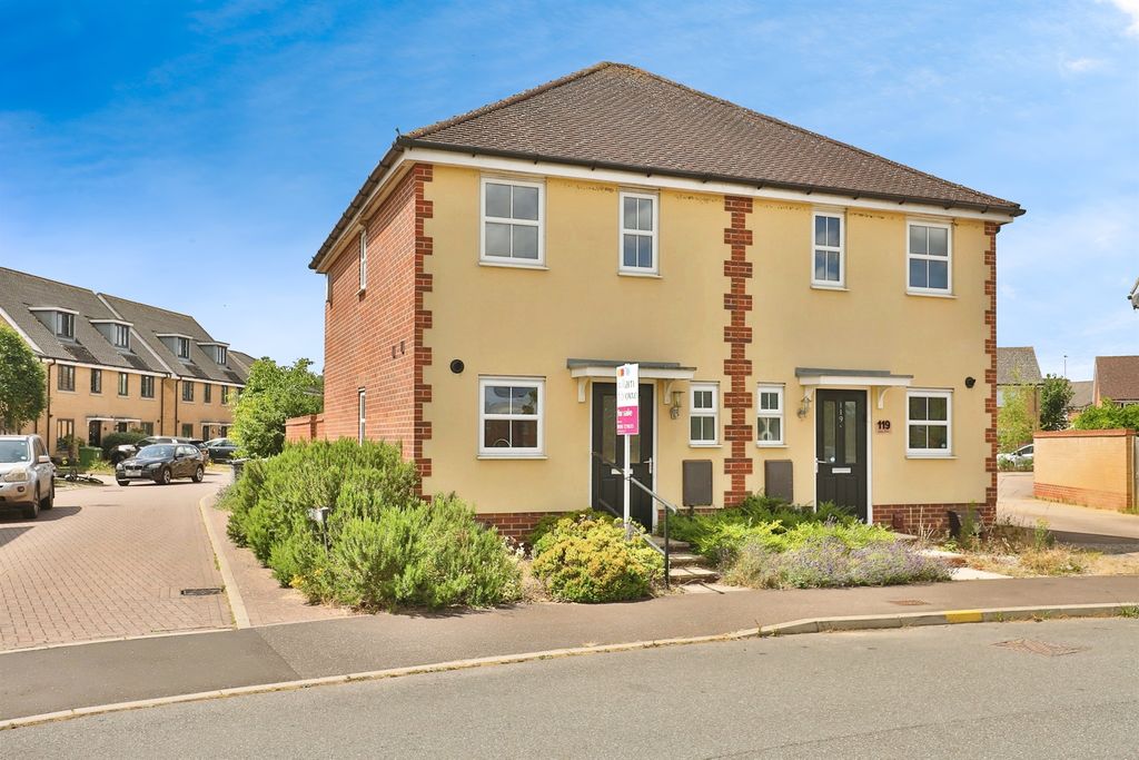 Property photo 1 of 17