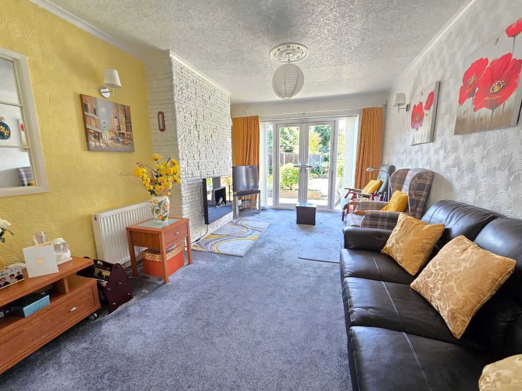Property photo 3 of 16