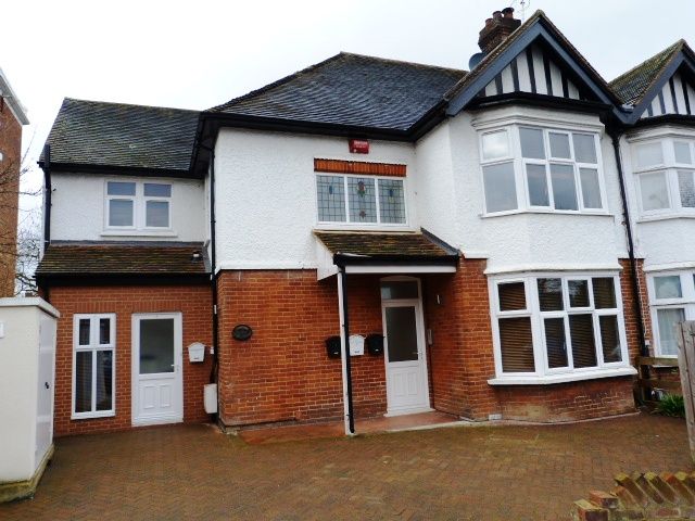 Property photo 3 of 5