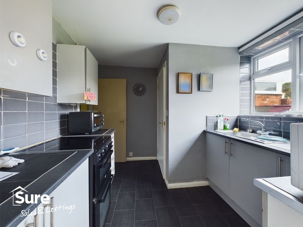 Property photo 2 of 15 3472604