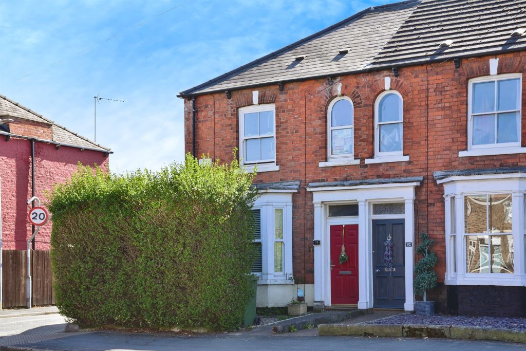 Property photo 1 of 12