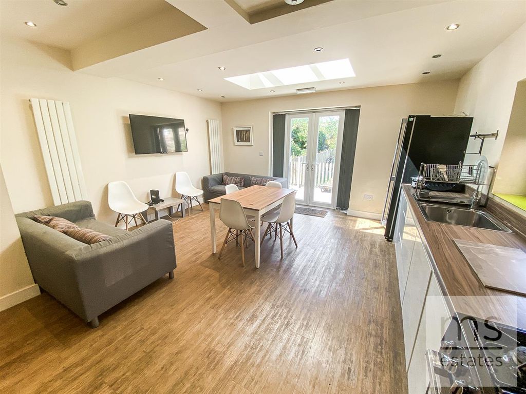 Property photo 1 of 11 Img_0153.Jpg