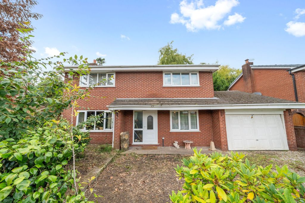 Property photo 1 of 2